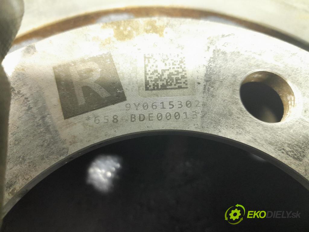 Porsche Cayenne 2019 kotúč Brzda: pred 9Y0615301AF