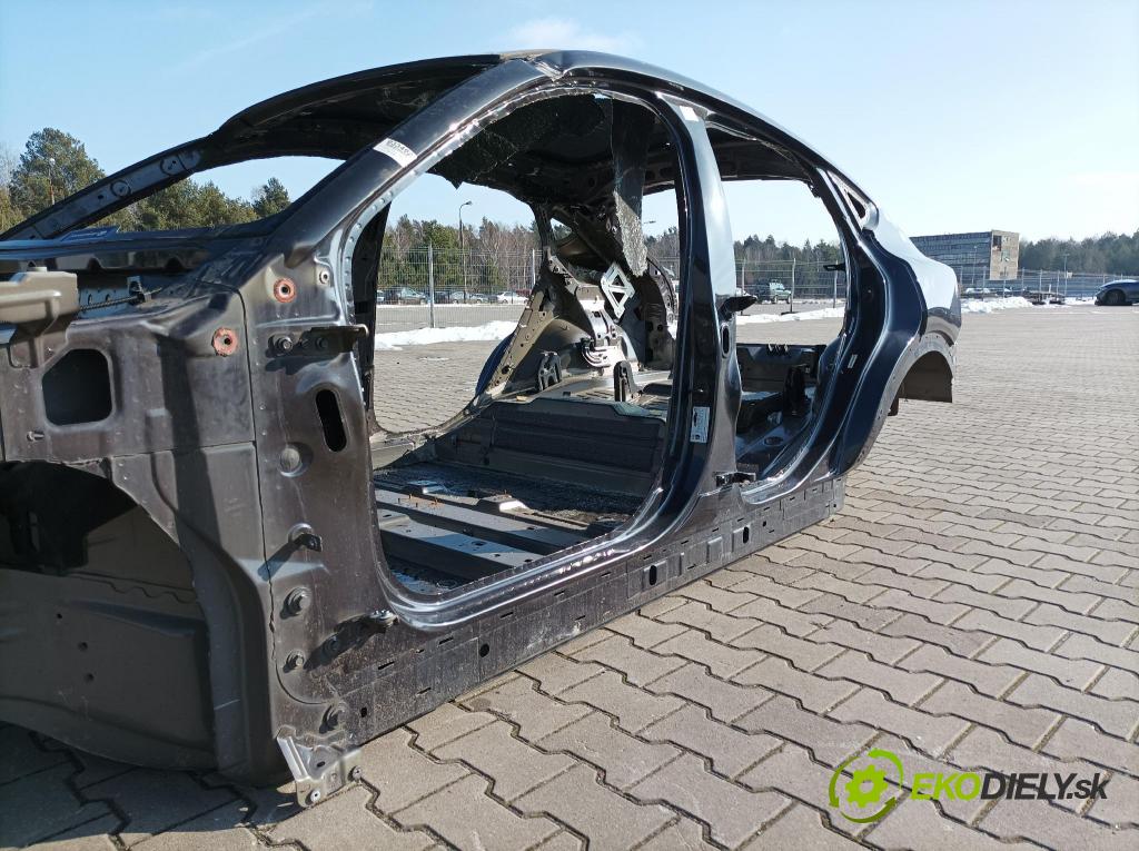 Ford Mustang mach-e 0 práh Levý: