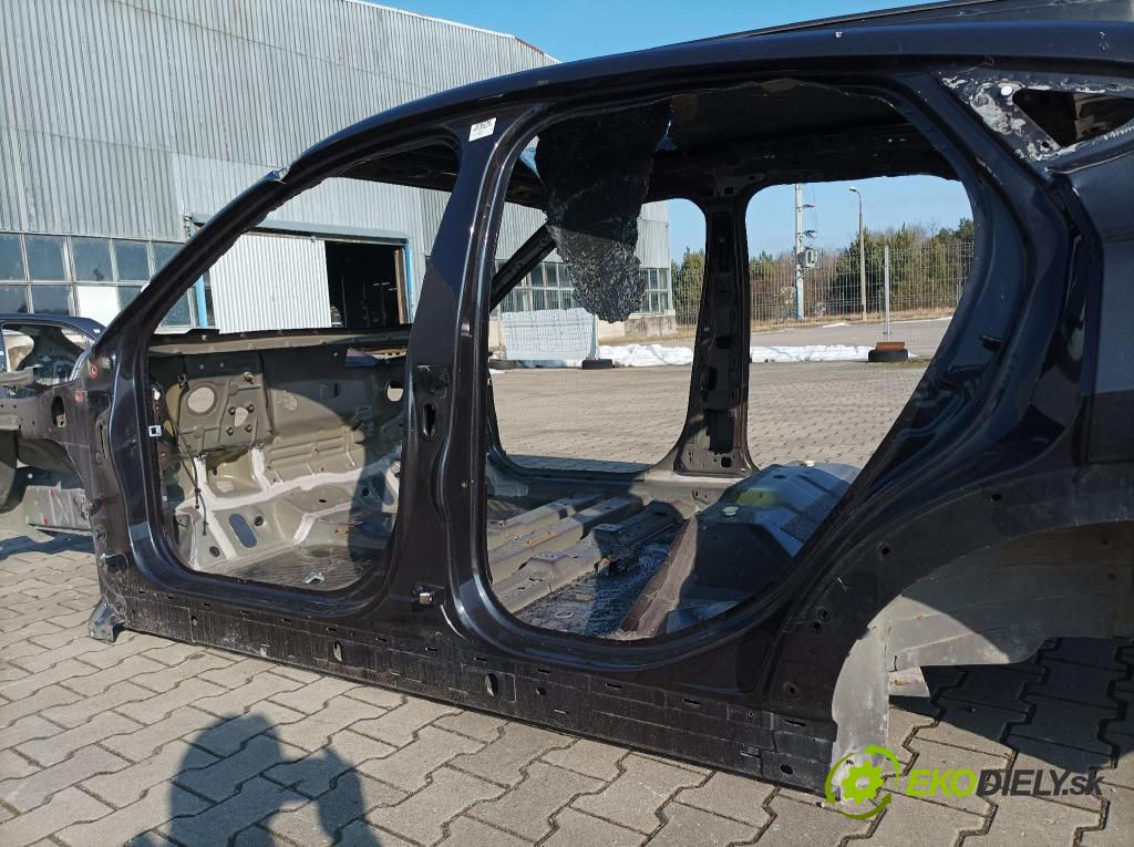 Ford Mustang mach-e 0 práh Levý: 