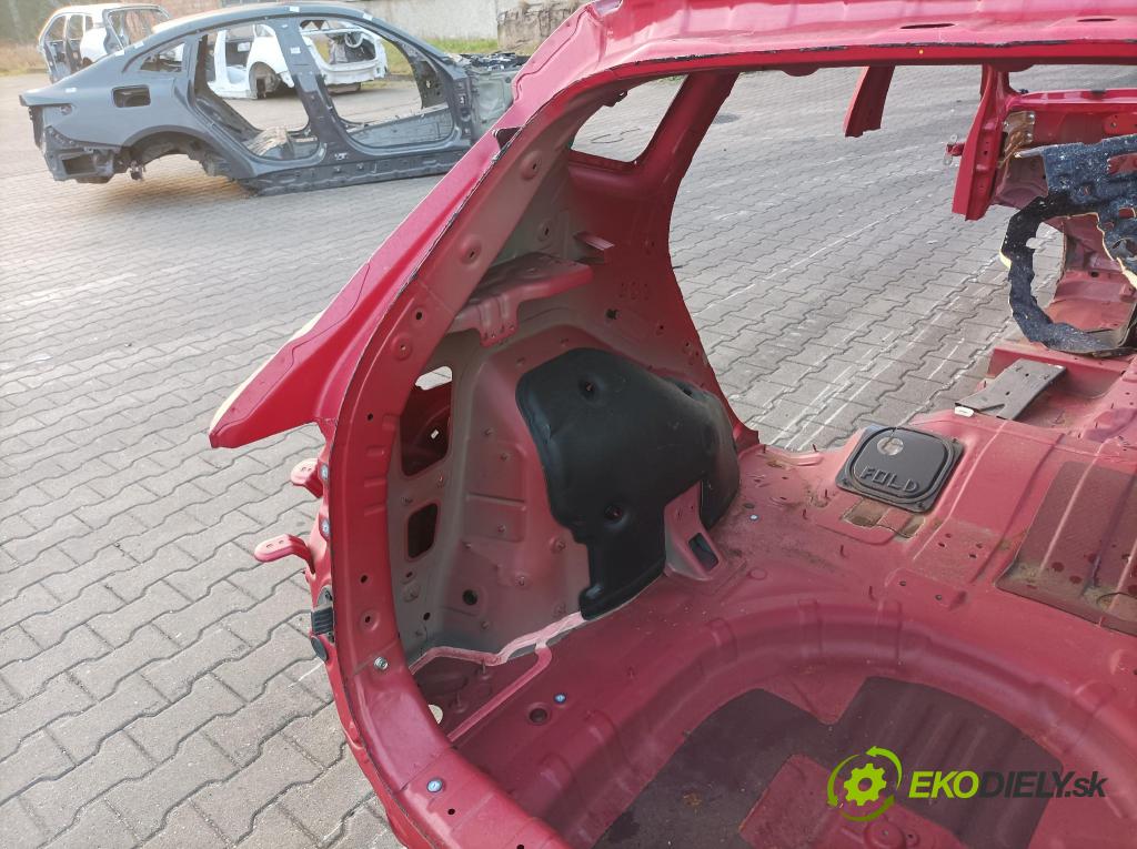 Hyundai Tucson 0 blatník zad Vľavo: 