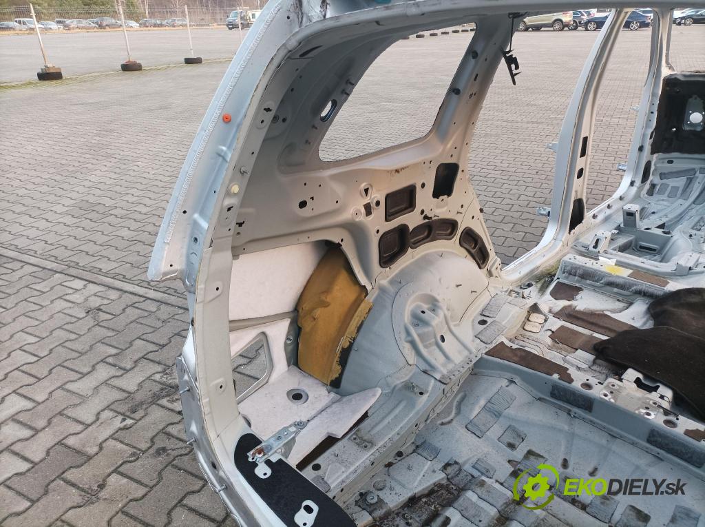 Mercedes GLS-Klasa 0 blatník zad Vľavo: 