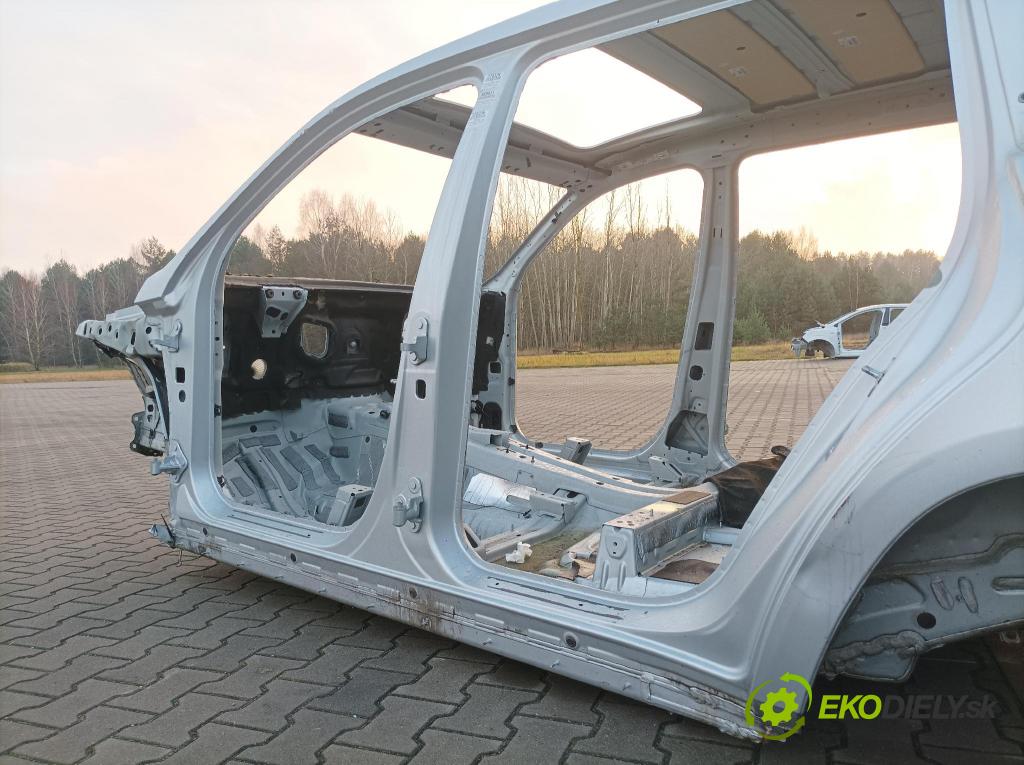 Mercedes GLS-Klasa 0 Práh: Vľavo: