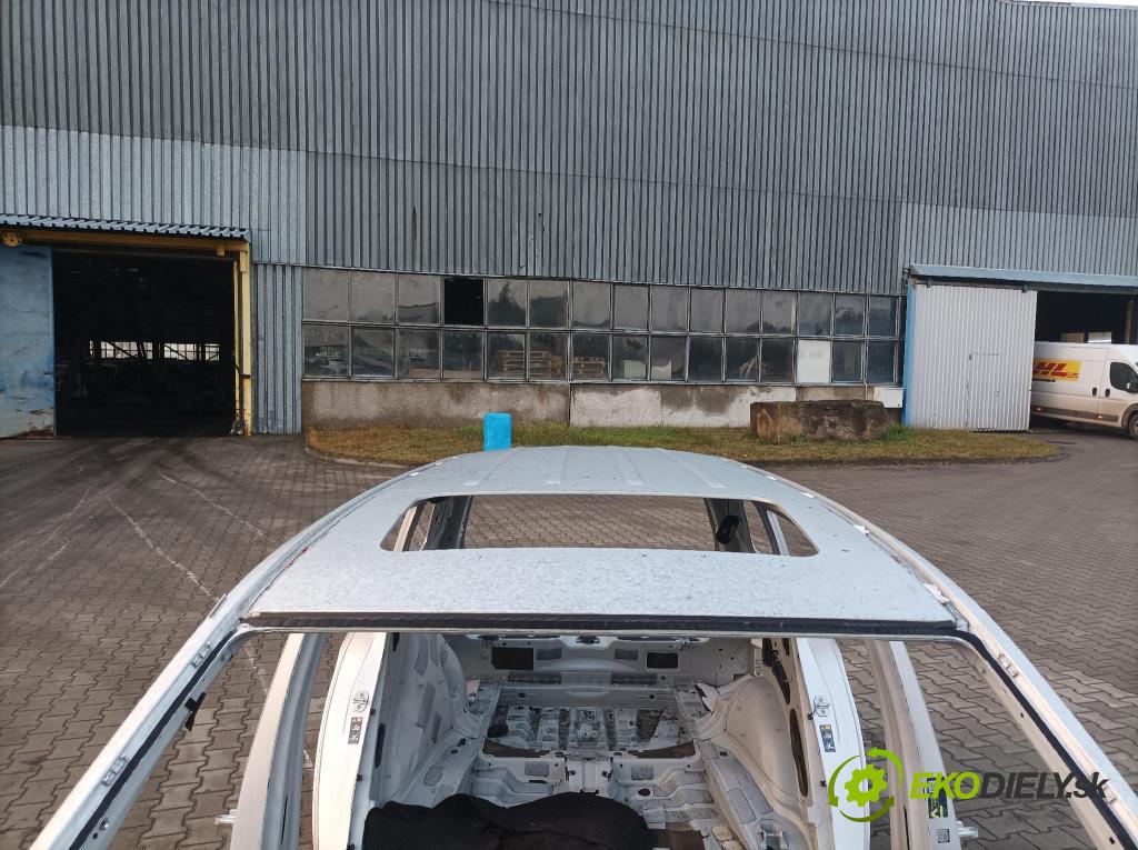 Mercedes GLS-Klasa 0 strecha
