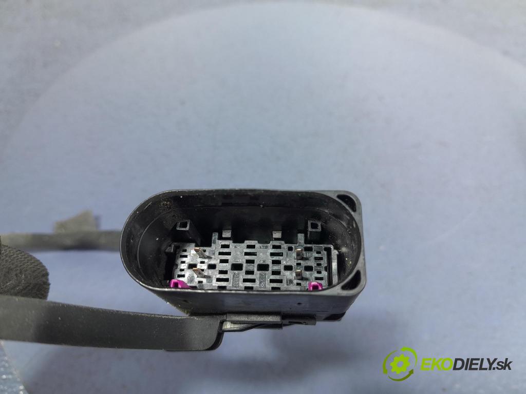 Porsche Cayenne 2019 instalace Elektrický: 4M0971165T