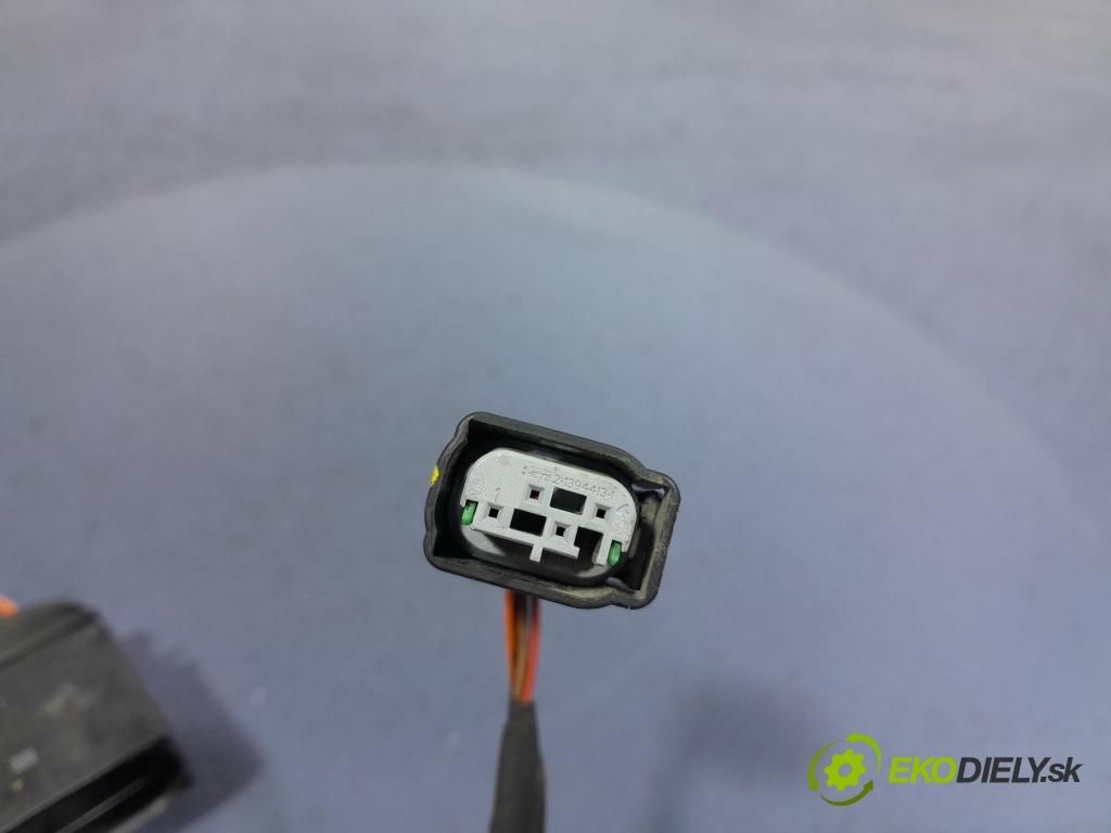Porsche Cayenne 2019 instalace Elektrický: 4M0971165T