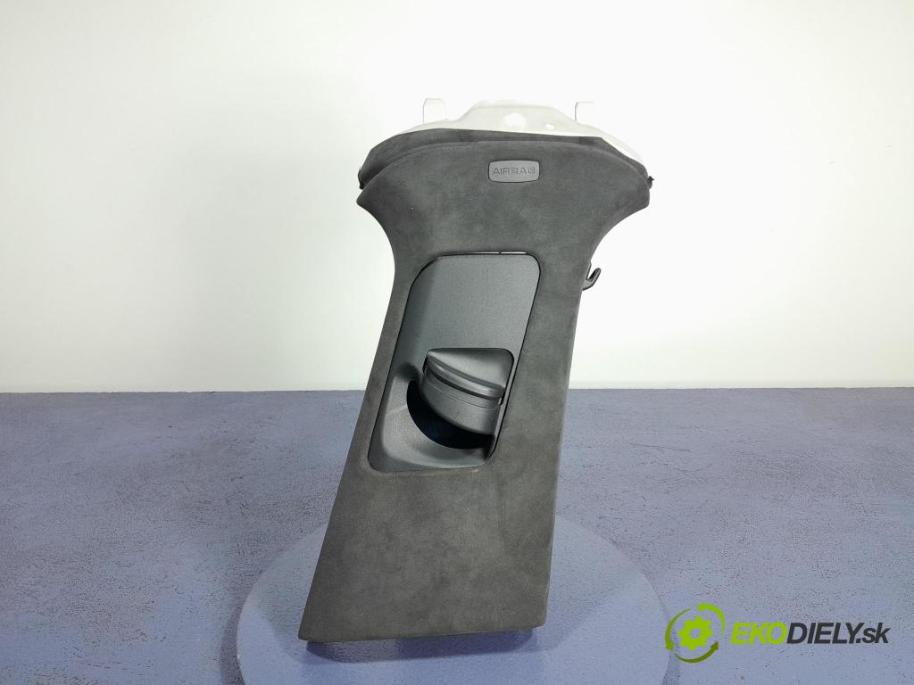 Porsche Cayenne 2019 kryt Plast: Interiéry: 9Y3867244A