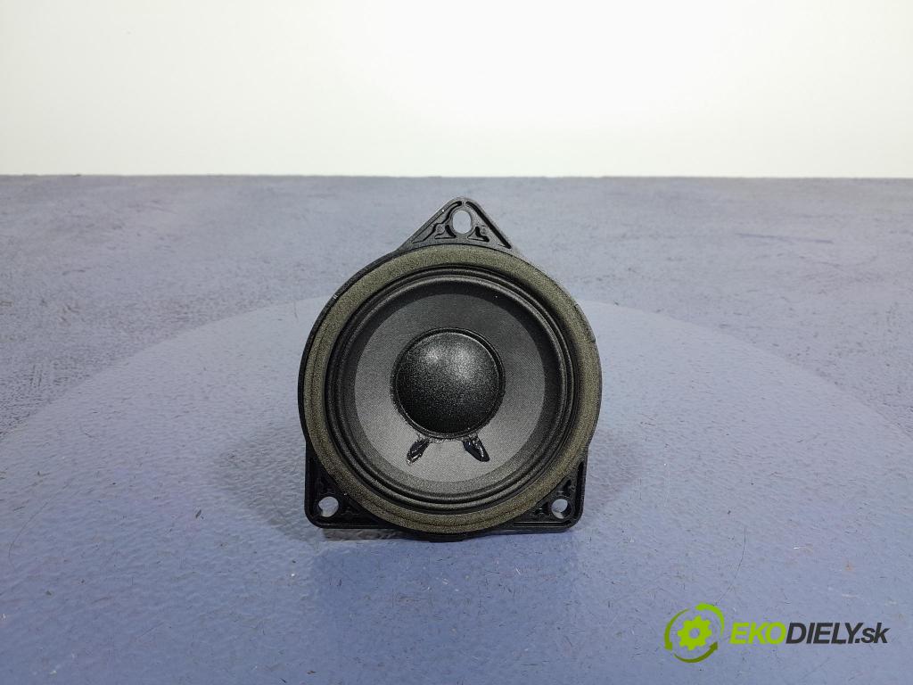 Porsche Cayenne 2019 Mluvčí: / Subwoofer: 971035415F