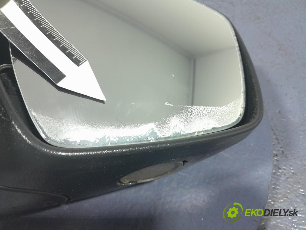 Ford Galaxy 2017 zpětné zrcátko prave