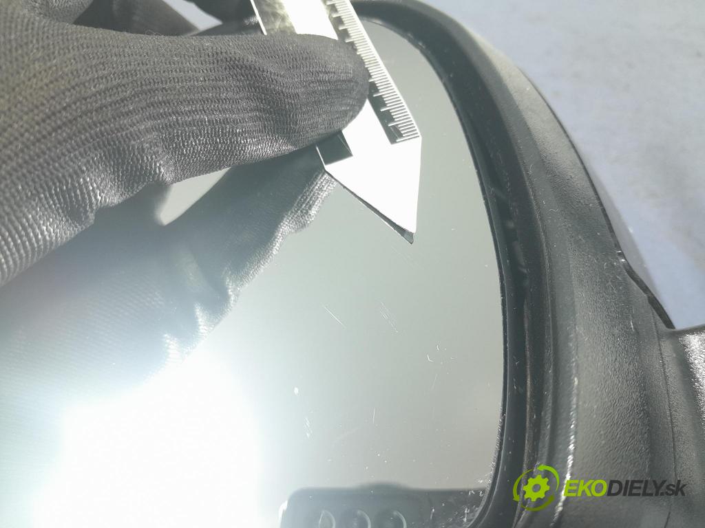 Ford Galaxy 2017 zpětné zrcátko Vlevo, odjet: