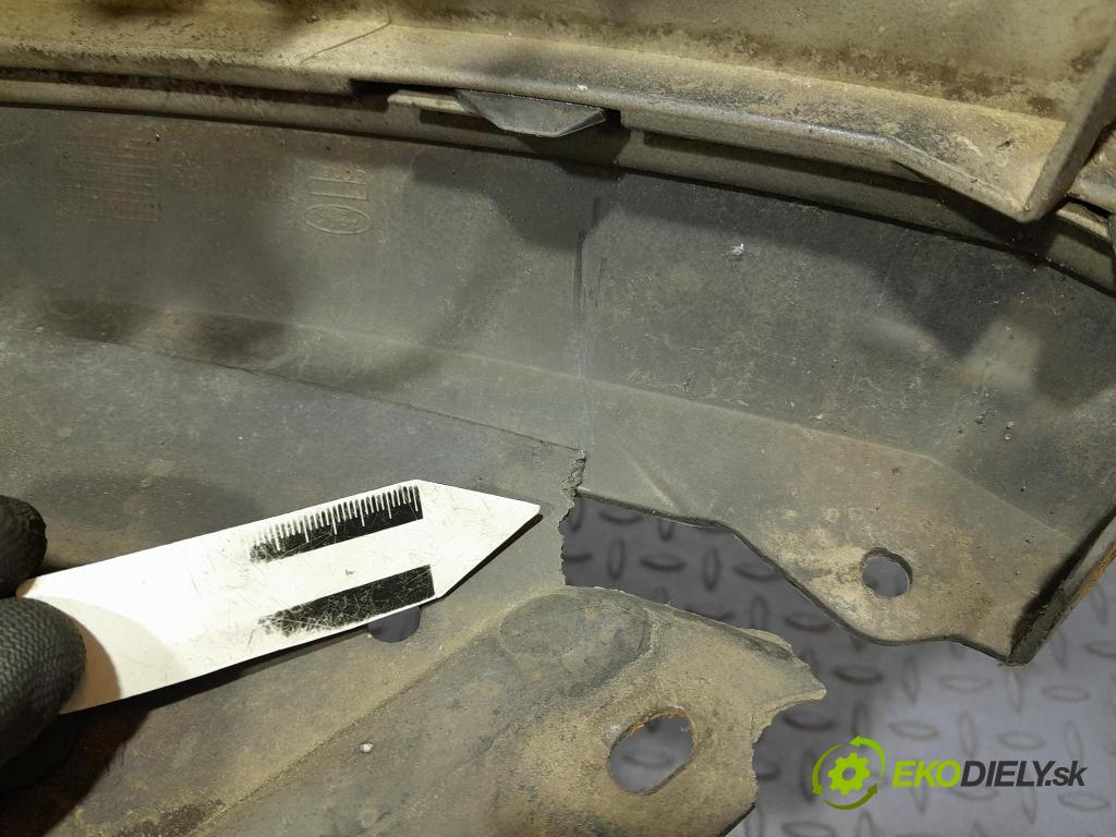 Ford Focus 0 nárazník před 