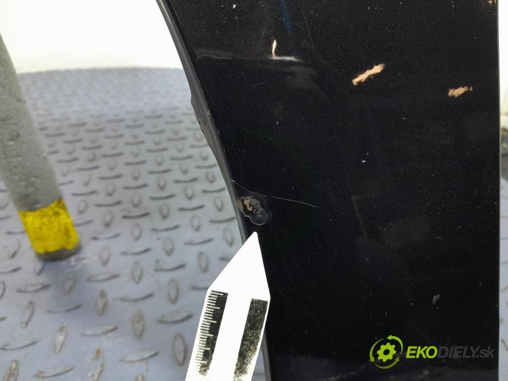Ford Focus 0 blatník Predné Vľavo: