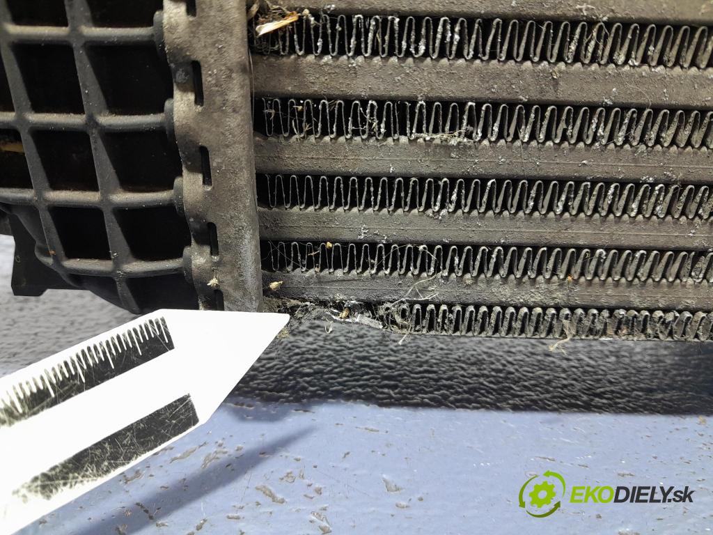 Ford Galaxy 2017 chladič Voda: DG93-8005-BD