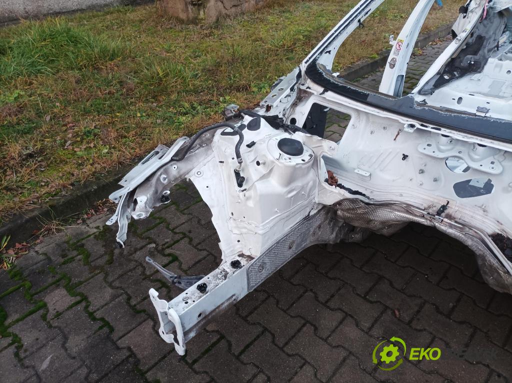 Audi A6 2019 štvrťka Prava: 