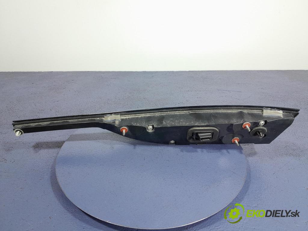Bmw Seria 2 2020 svetlo / reflektor zad ľavá Vnútri: 7465469