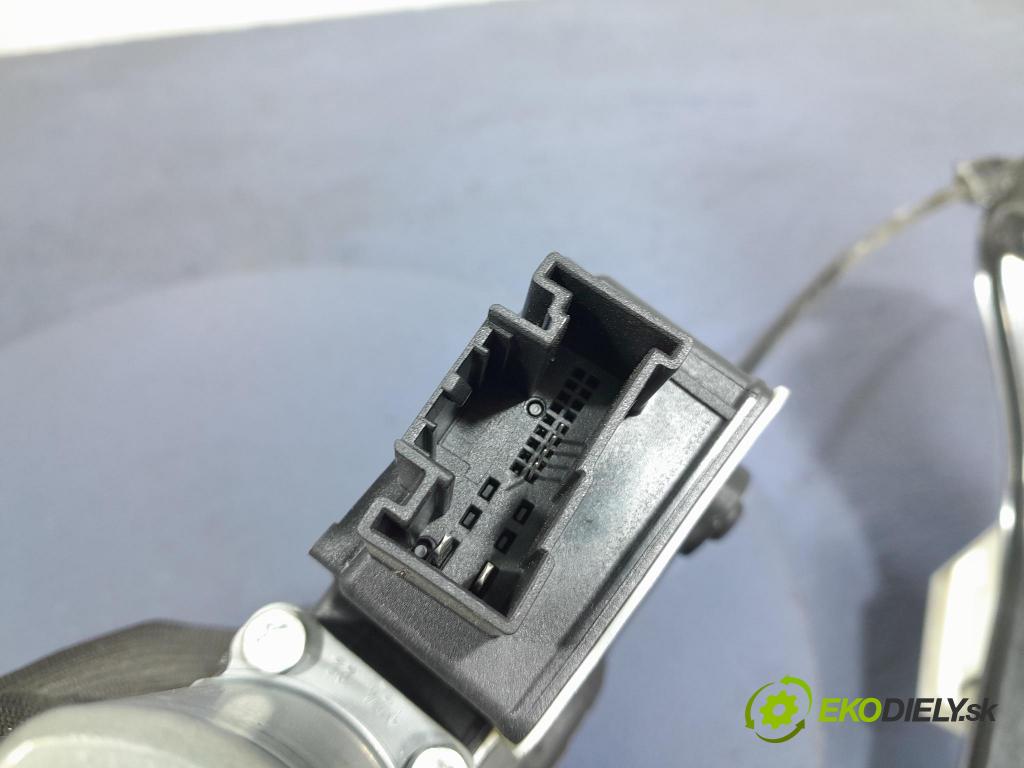 Skoda Fabia 2022 mechanizmus okna Okná: Predné v pravo: 
