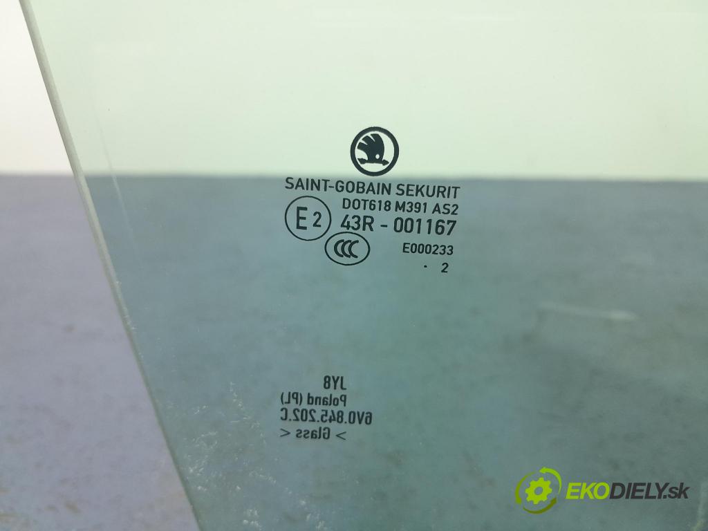 Skoda Fabia 2022 sklo dvere Predné Prava: 6V0845202C