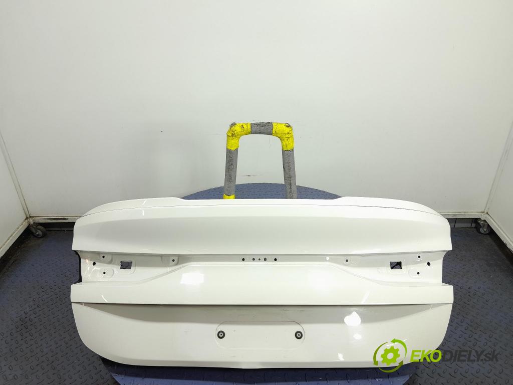 Bmw Seria 2 2020 zadna dveře kufra: kufra: