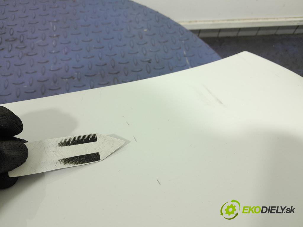 Bmw Seria 2 2020 zadna dveře kufra: kufra: