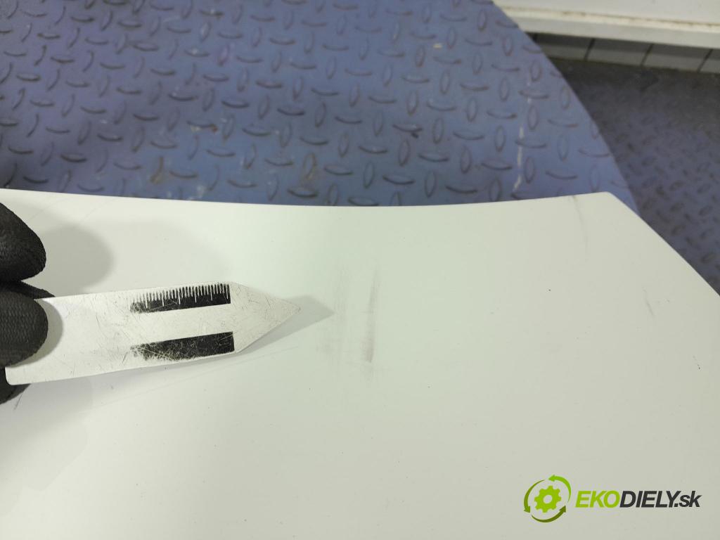 Bmw Seria 2 2020 zadna dveře kufra: kufra: