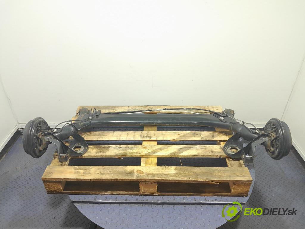 Skoda Fabia 2022 výstuha Pozastavenia: zad