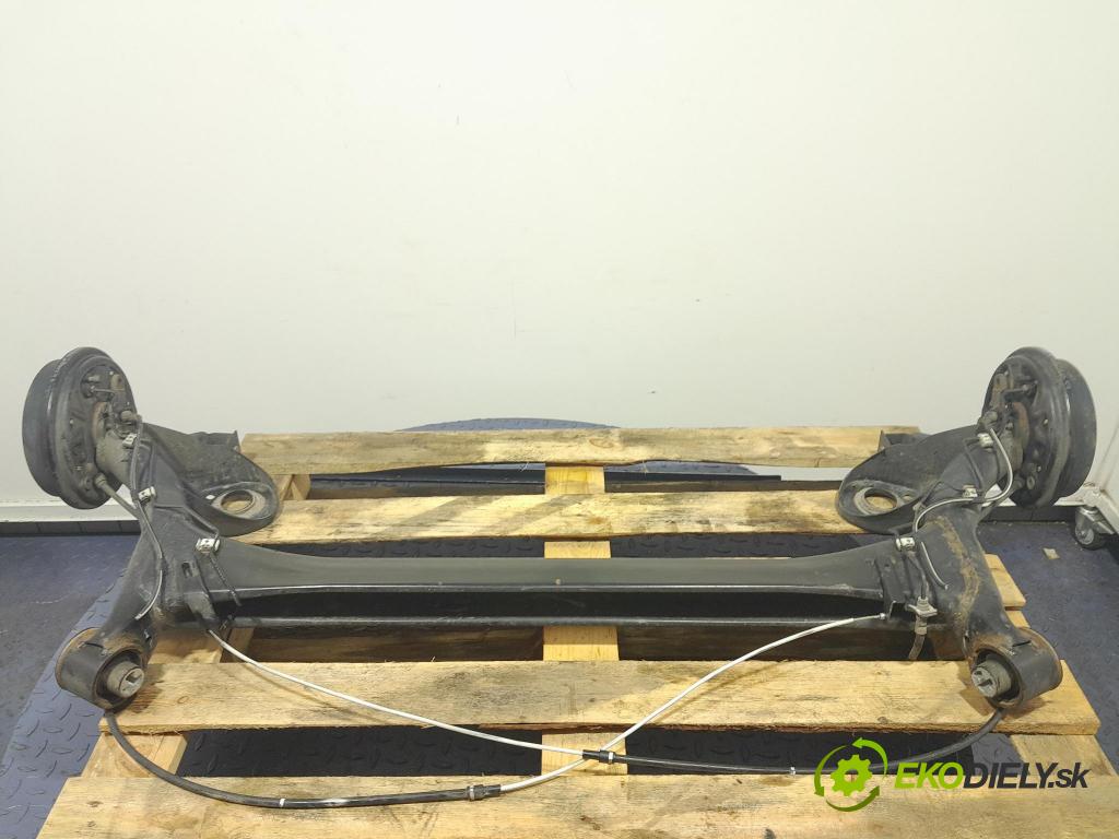 Skoda Fabia 2022 výztuha Pozastavenia: Zad: 