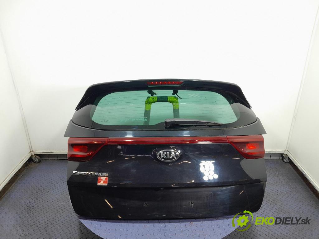 Kia Sportage 2020 zadna dveře kufra: kufra: