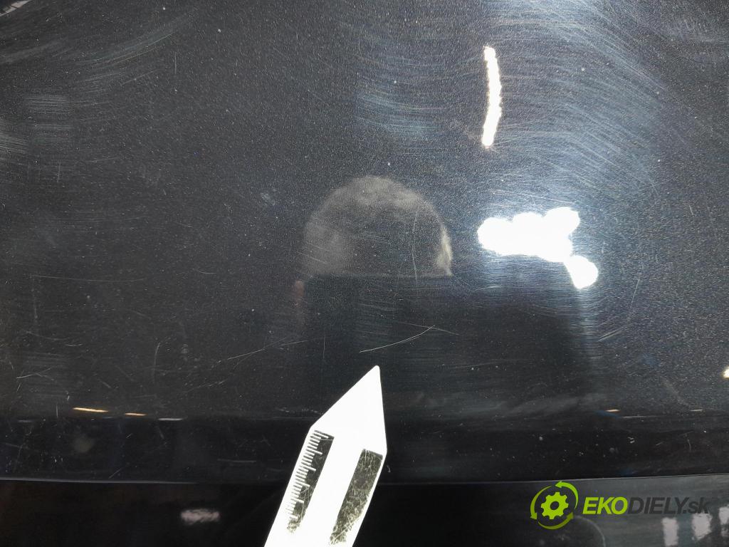 Kia Sportage 2020 zadna dveře kufra: kufra: