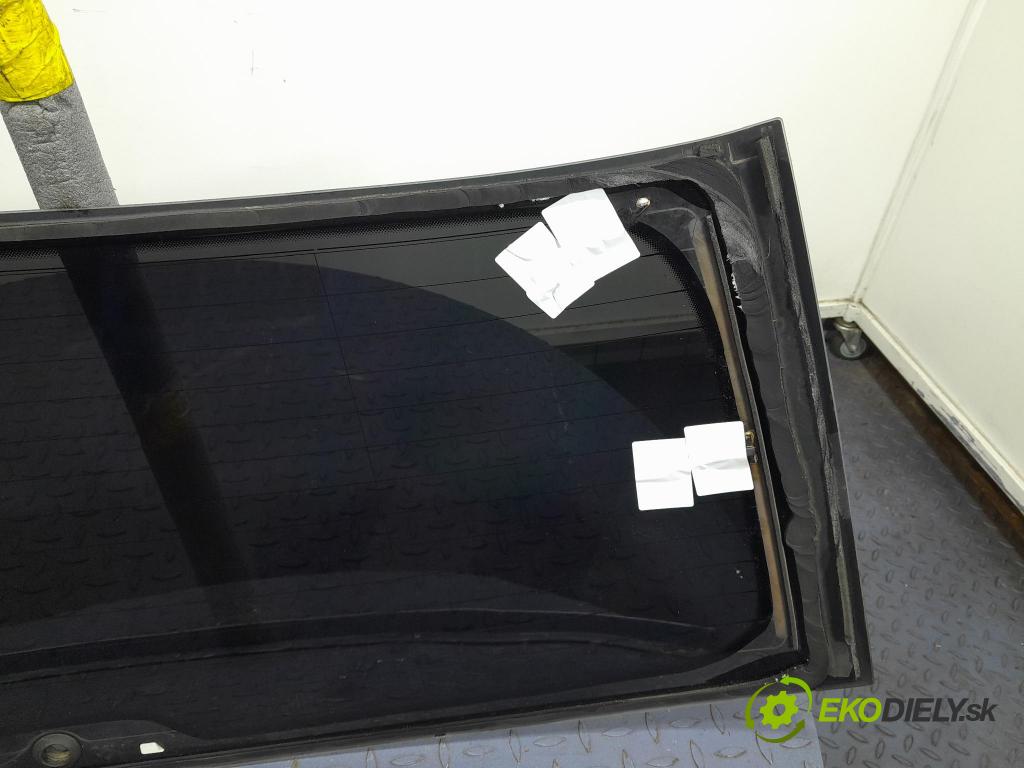 Audi A4 2007 sklo zadní 