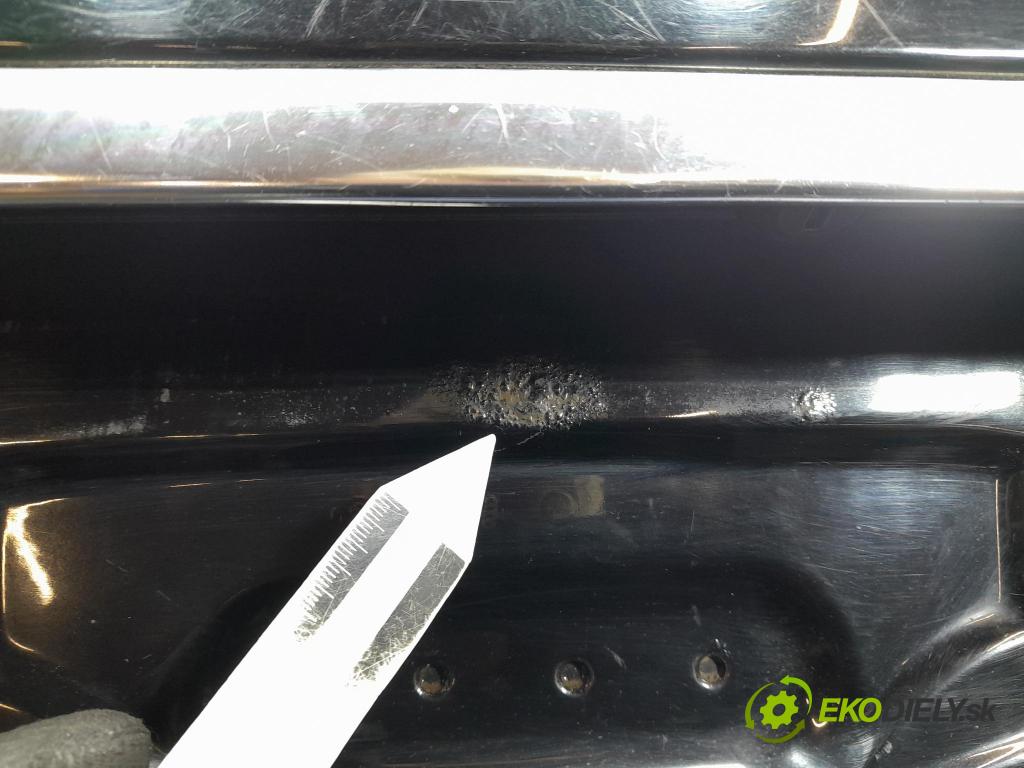 Audi A6 2006 zadna dveře kufra: kufra: