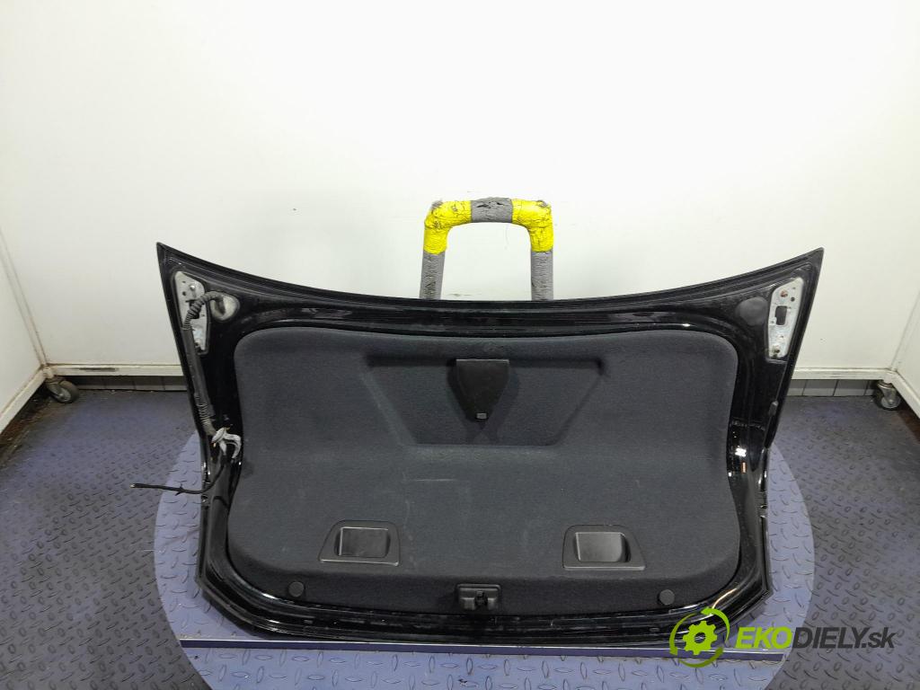 Audi A6 2006 zadna dveře kufra: kufra: 