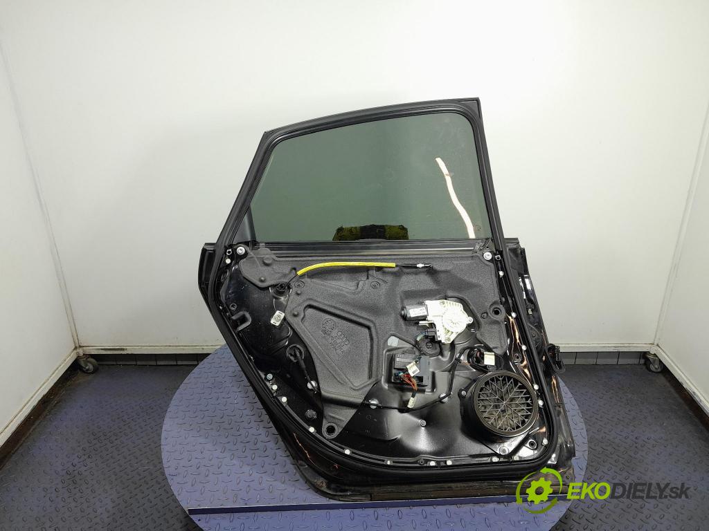 Audi A6 2006 dvere zad Vľavo: