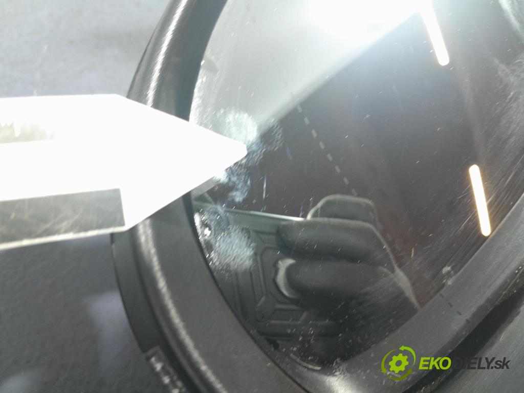 Kia Sportage 2020 zrkadlo Vľavo: