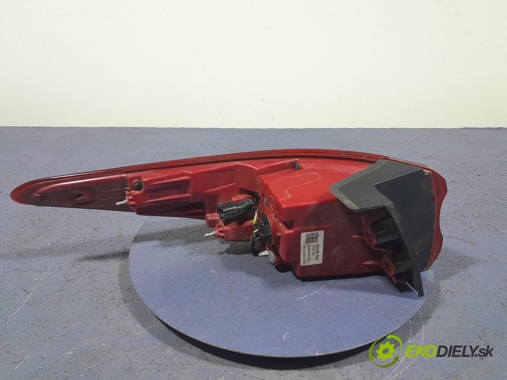 Kia Sportage 2020 svetlo / reflektor zad Prava: Vonkajsia: 92402-F1500