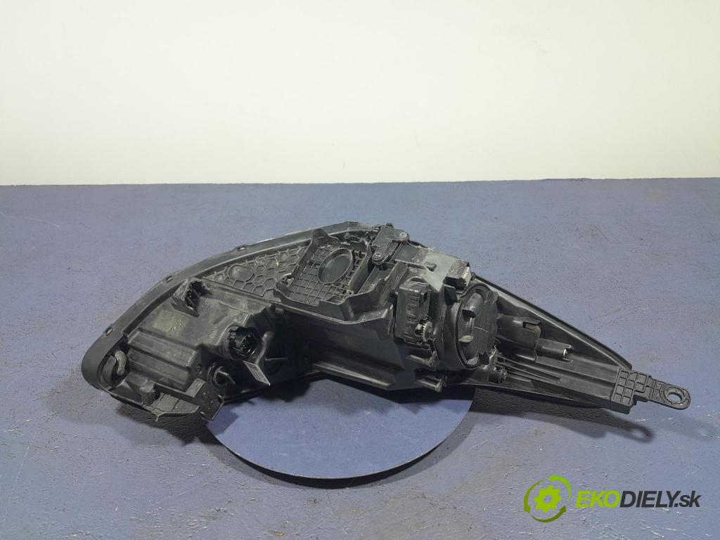 Kia Sportage 2020 Reflektor: Vľavo: 92101-F1011