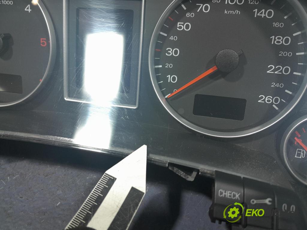 Audi A4 2007 prístrojovka/ budíky 8E0920901H