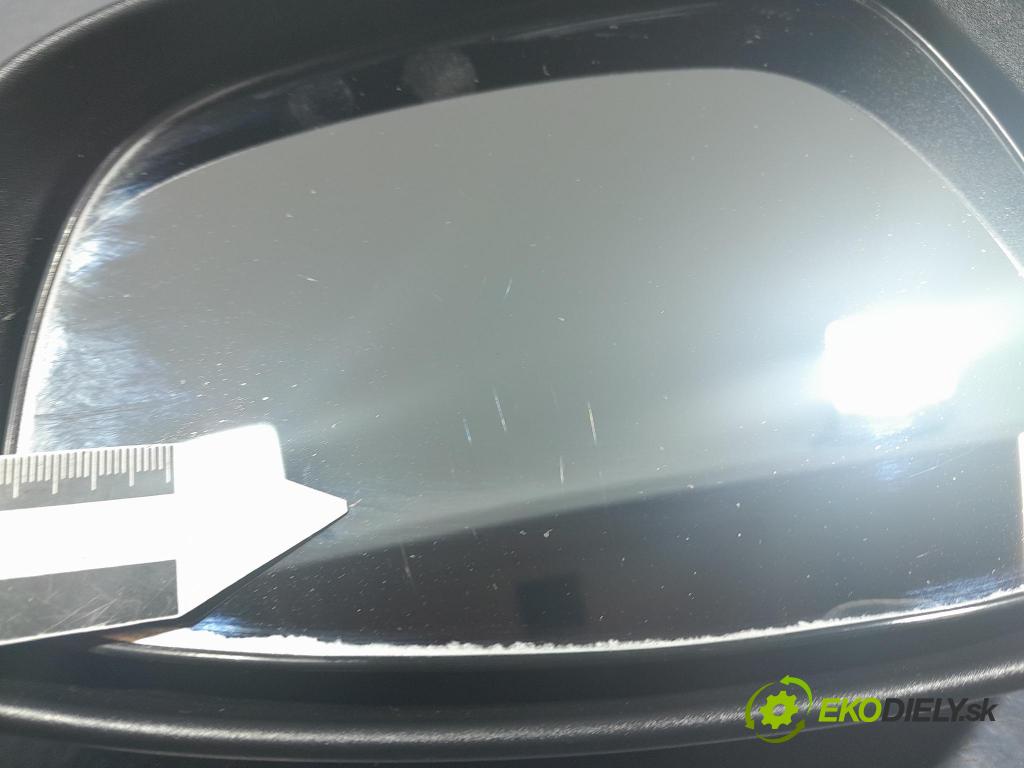 Hyundai I30 2012 zrkadlo pravé