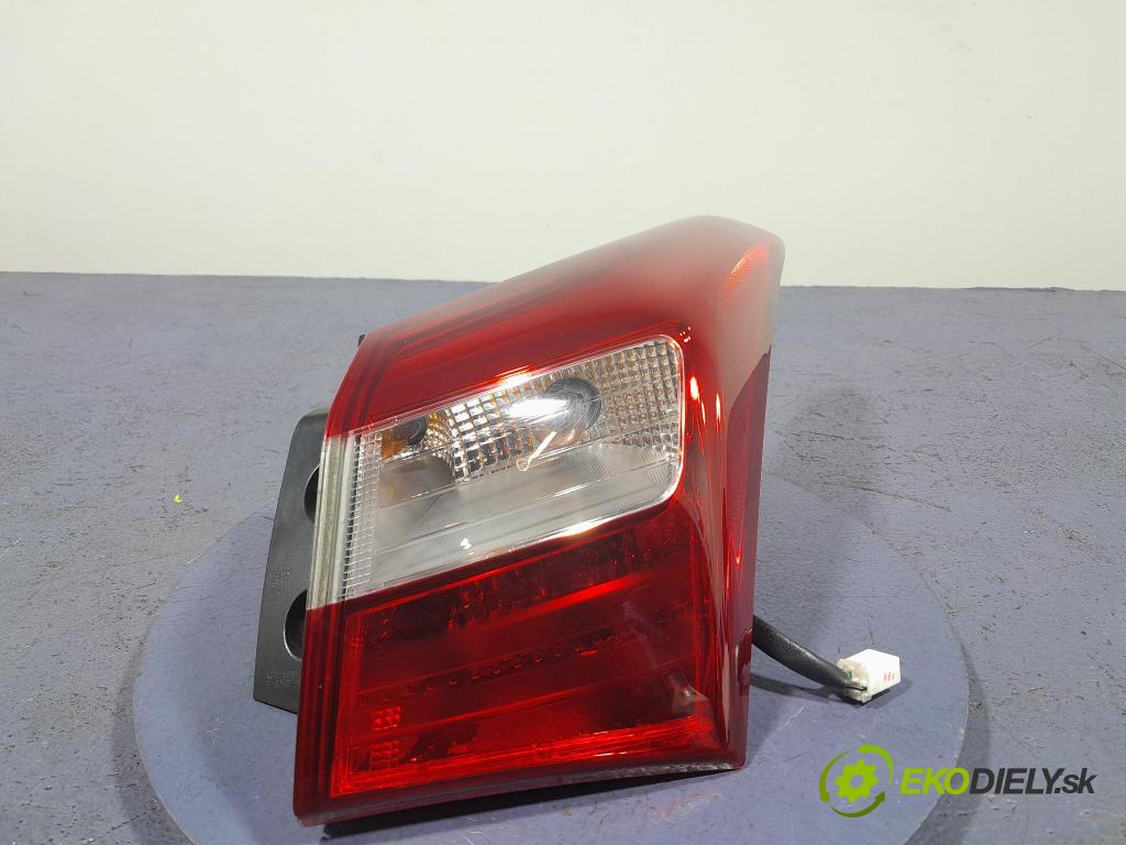 Hyundai I30 2012 svetlo / reflektor zad Prava: Vonkajsia: 92402-A50