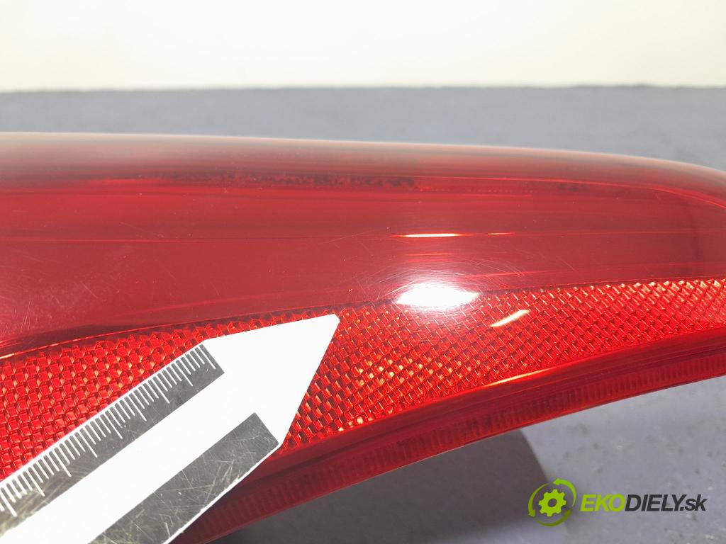 Hyundai I30 2012 svetlo / reflektor zad Prava: Vonkajsia: 92402-A50