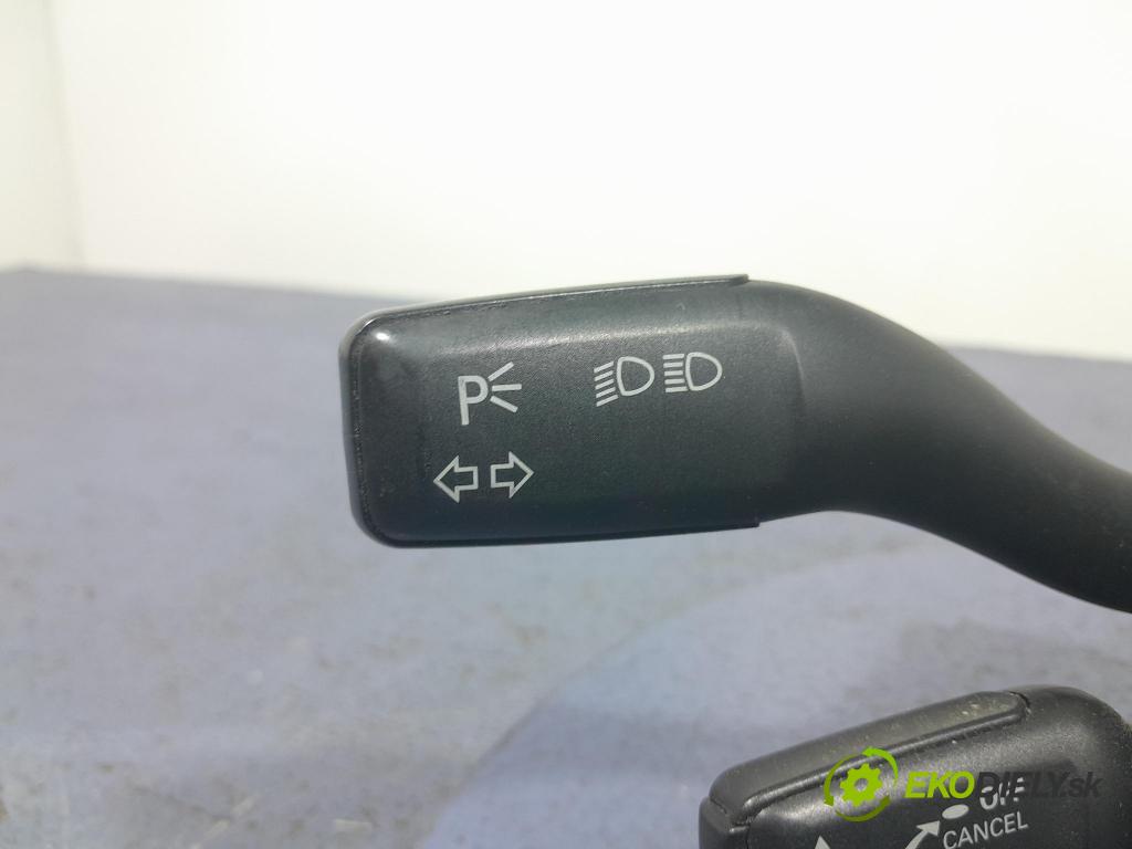 Audi A4 2007 prepínač Komplex: 8E0953549Q