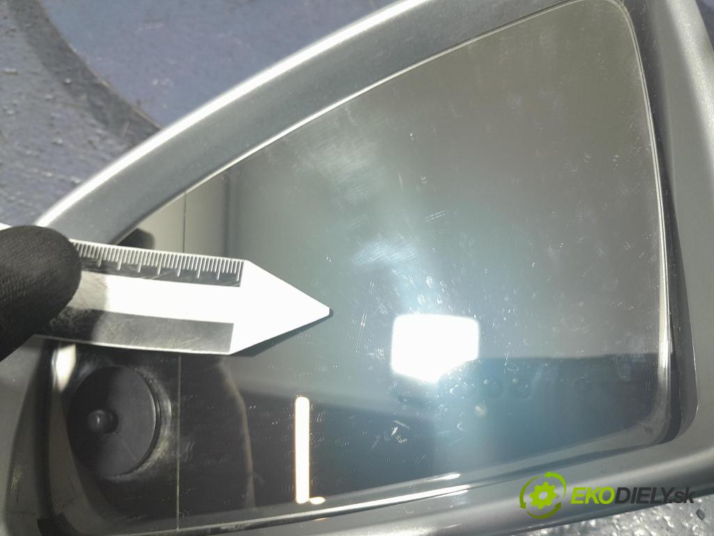 Audi A4 2007 zrkadlo Vľavo: