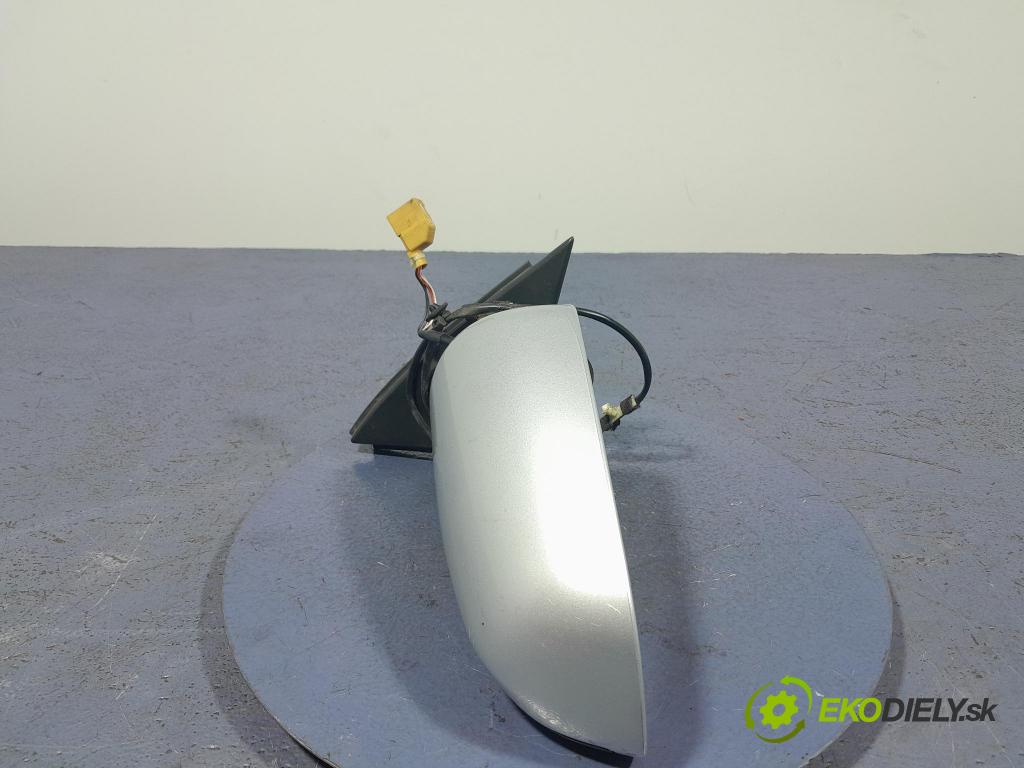 Audi A4 2007 zrkadlo Vľavo: