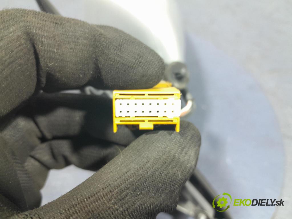 Audi A4 2007 zrkadlo Vľavo: 