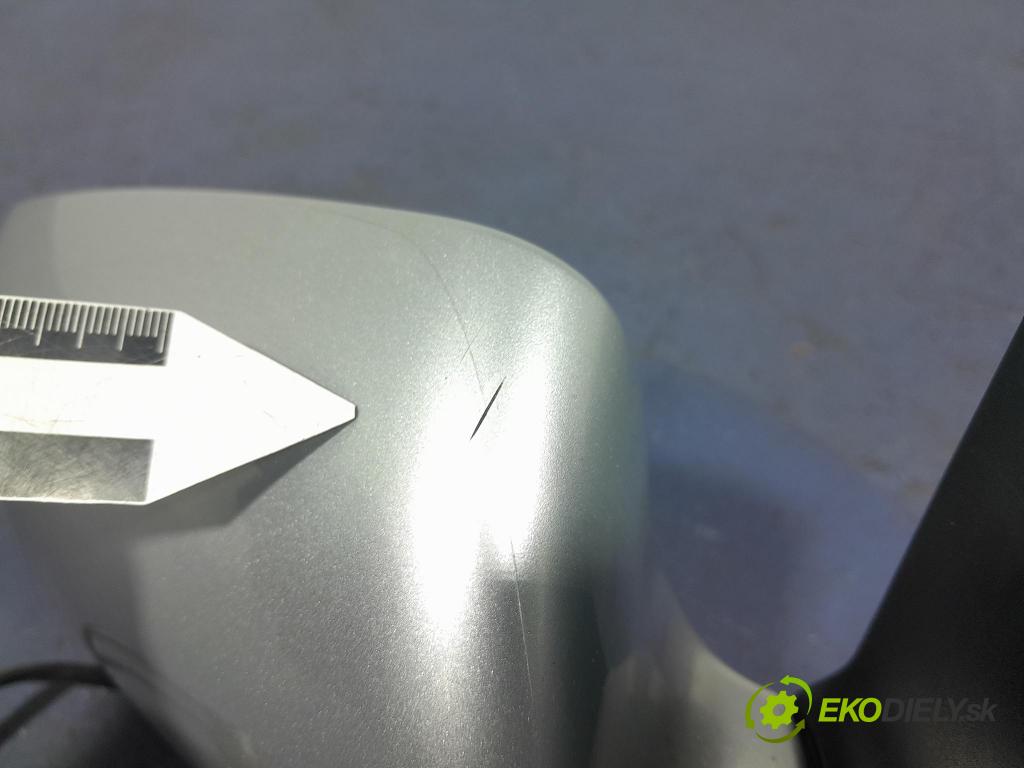 Audi A4 2007 zrkadlo pravé