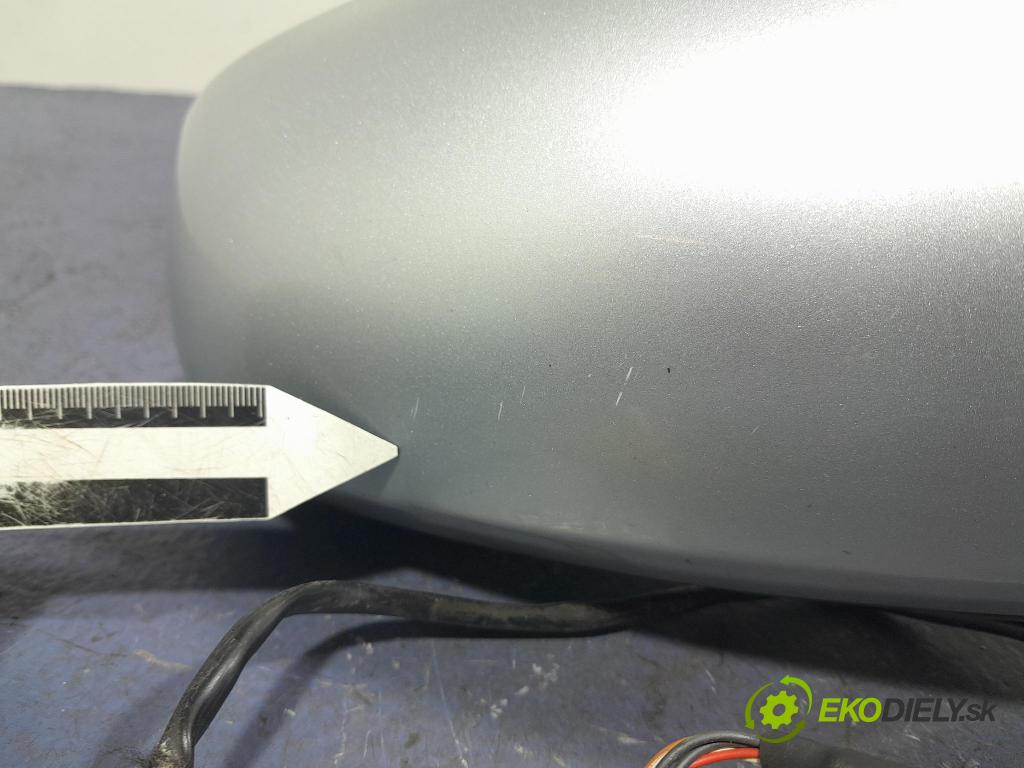 Audi A4 2007 zrkadlo pravé