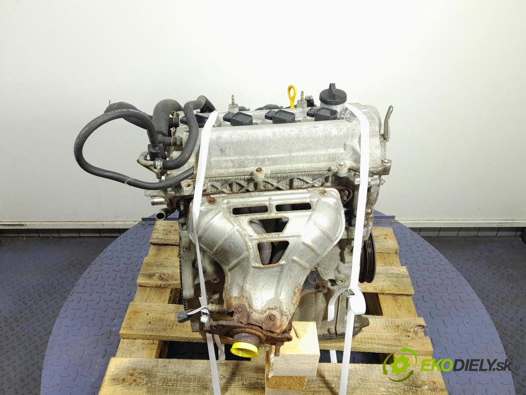 Toyota Yaris verso 2003 motor Benzín V2N-P62A