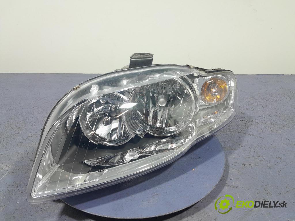 Audi A4 2007 Reflektor: v pravo: