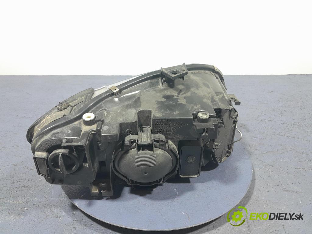 Audi A4 2007 Reflektor: v pravo: