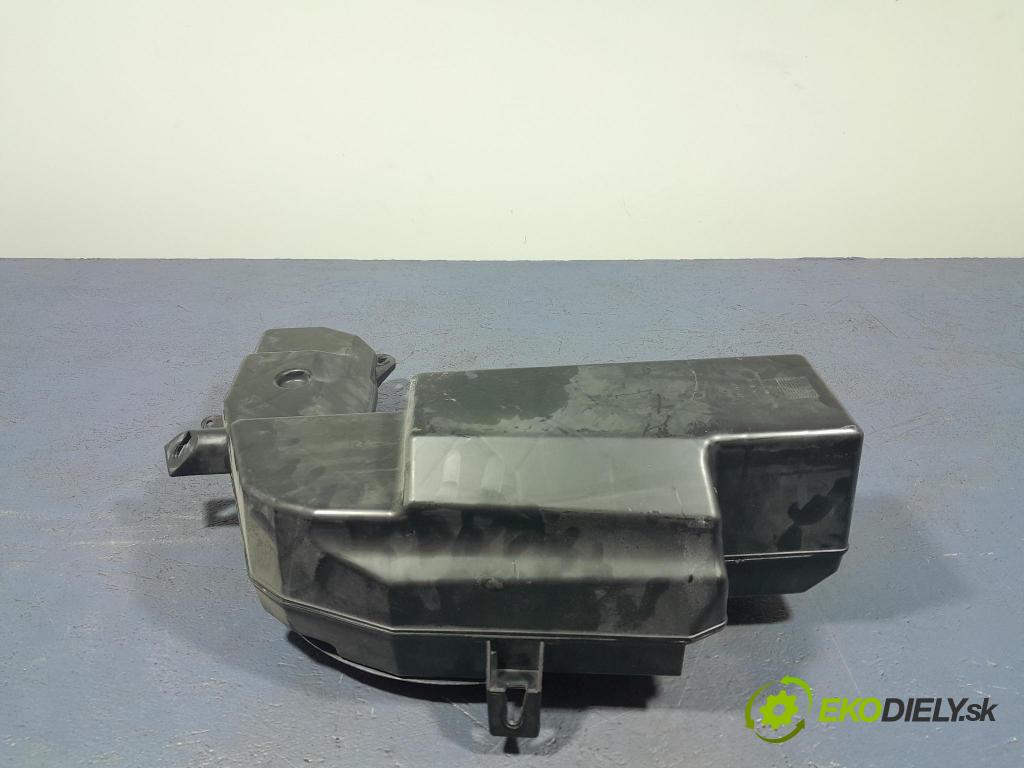 Audi A4 2007 Mluvčí: / Subwoofer: 8E9035382D