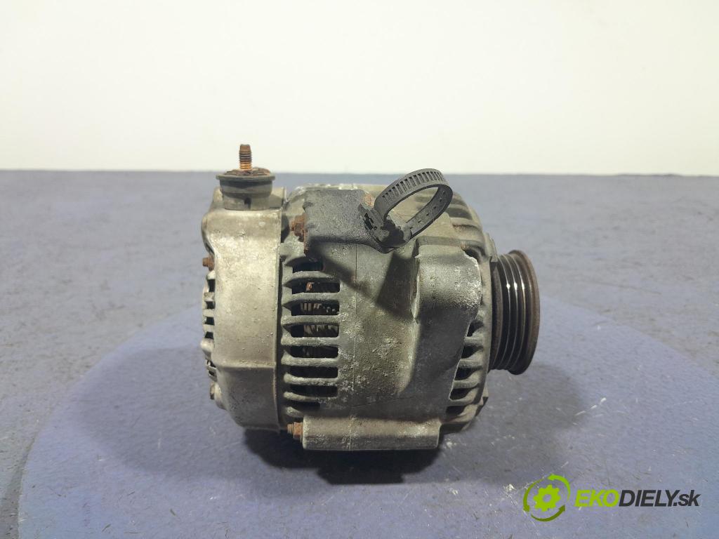 Toyota Yaris verso 2003 Alternator 27060-21020