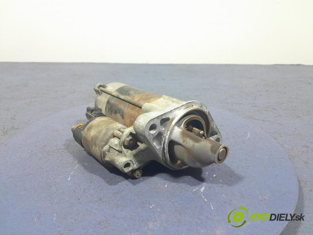 Toyota Yaris verso 2003 štartér 28100-21030